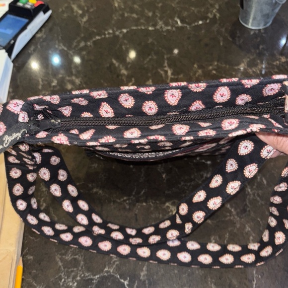 Vera Bradley 2006 Black Paisley Crossbody Bag -11.5”x 9.5”W -Zipped Pockets - Picture 8 of 9